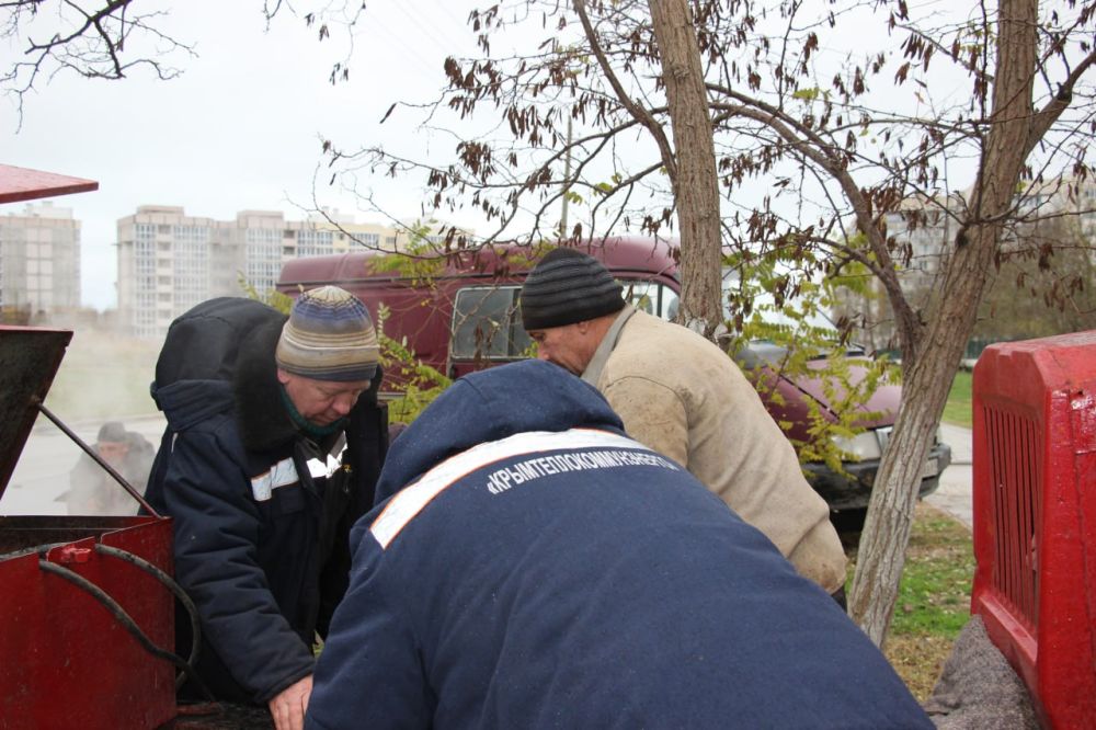 #жкх. В Керчи оперативно ликвидирована авария на трубах теплосети #жкх. В Керчи оперативно ликвидирована авария на трубах теплосети