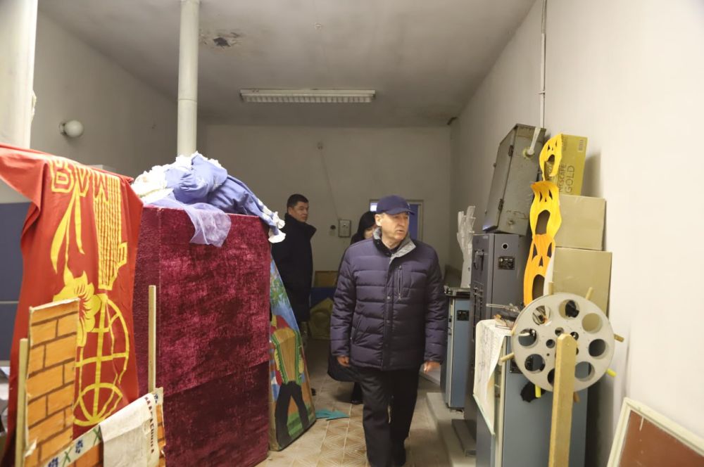 Юрий Гоцанюк: В Бахчисарайском районе осмотрел объекты культуры в селах Верхоречье, Голубинка, Куйбышево, Красный мак, Каштаны и Угловое, в которых планируется провести ремонтные работы, создав комфортные условий для занятий... Юрий Гоцанюк: В Бахчисарайском районе осмотрел объекты культуры в селах Верхоречье, Голубинка, Куйбышево, Красный мак, Каштаны и Угловое, в которых планируется провести ремонтные работы, создав комфортные условий для занятий...