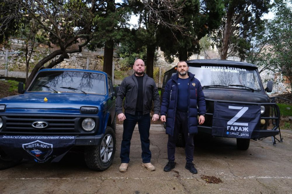 Янина Павленко: Еще 2 автомобиля от мастеров «Z гаража» отправляются для несения службы Янина Павленко: Еще 2 автомобиля от мастеров «Z гаража» отправляются для несения службы