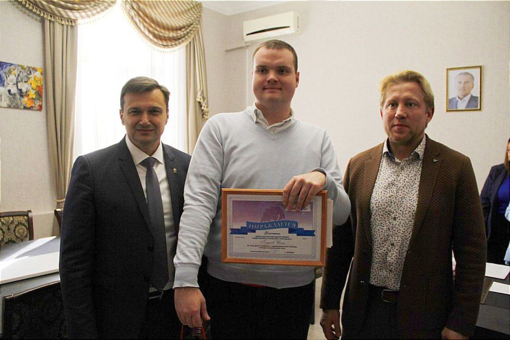 Константин Шимановский: Под патронатом Главы Республики Крым Сергея Валерьевича Аксёнова ежегодно проходит Конкурс на соискание Премии общественного признания «Преград нет»! В 2024 году он проводится в 11 раз. Константин Шимановский: Под патронатом Главы Республики Крым Сергея Валерьевича Аксёнова ежегодно проходит Конкурс на соискание Премии общественного признания «Преград нет»! В 2024 году он проводится в 11 раз.