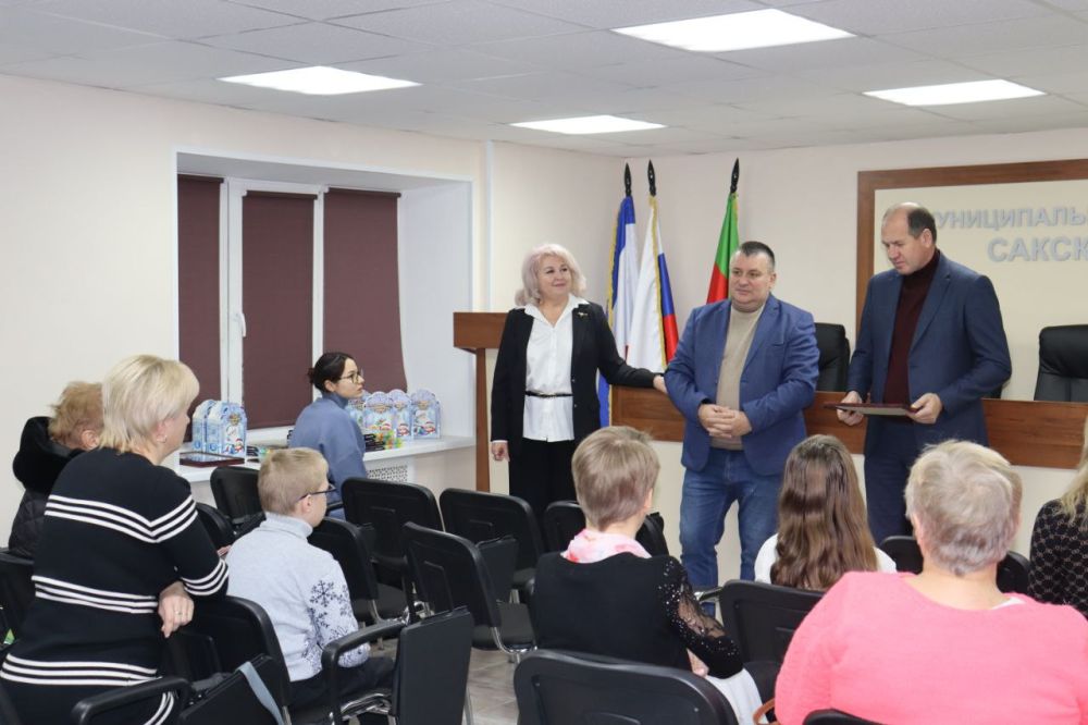 Владислав Хаджиев: Гордимся! Наградили дипломантов конкурса на соискание премии общественного признания "ПРЕГРАД НЕТ" Владислав Хаджиев: Гордимся! Наградили дипломантов конкурса на соискание премии общественного признания "ПРЕГРАД НЕТ"