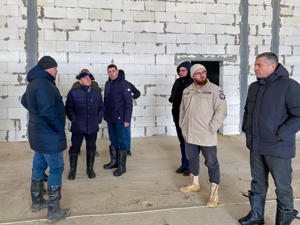 Юрий Гоцанюк: В Красноперекопске продолжается строительство крупного водоочистного сооружения мощностью 15 тысяч кубических метров в сутки, реализуемого в рамках нацпроекта «Жилье и городская среда» Юрий Гоцанюк: В Красноперекопске продолжается строительство крупного водоочистного сооружения мощностью 15 тысяч кубических метров в сутки, реализуемого в рамках нацпроекта «Жилье и городская среда»
