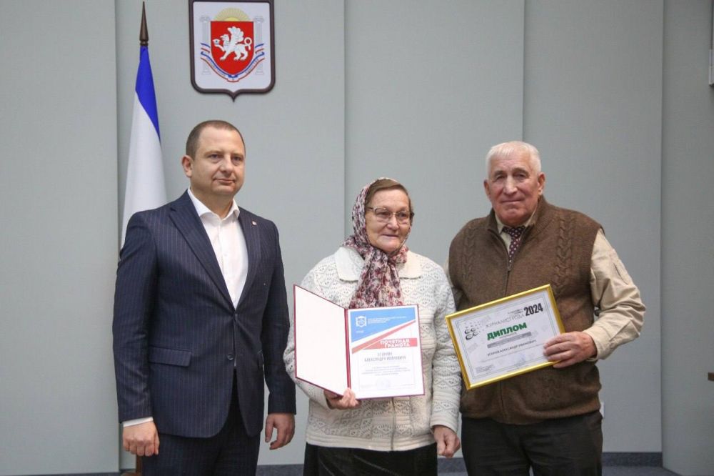 Альберт Куршутов: Был рад поздравить победителей в рамках торжественной церемонии вручения ежегодной премии «Журналист года» Альберт Куршутов: Был рад поздравить победителей в рамках торжественной церемонии вручения ежегодной премии «Журналист года»