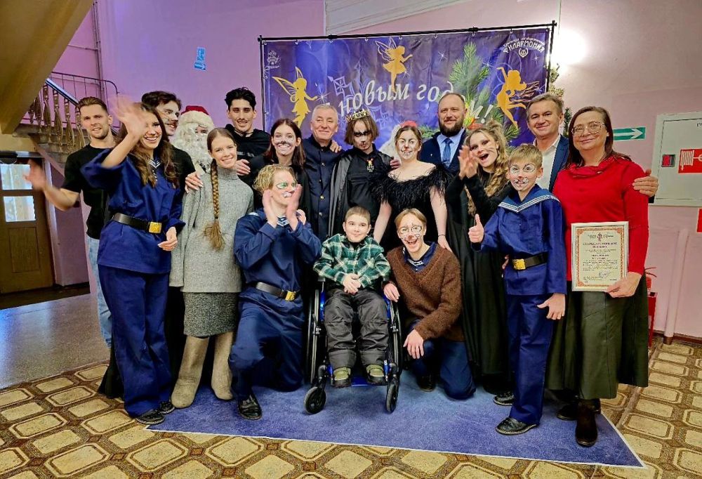 Детский новогодний спектакль о любви к Родине «Щелкунчик Ленинграда» состоялся в минувшие выходные в городском театре имени А.С Детский новогодний спектакль о любви к Родине «Щелкунчик Ленинграда» состоялся в минувшие выходные в городском театре имени А.С