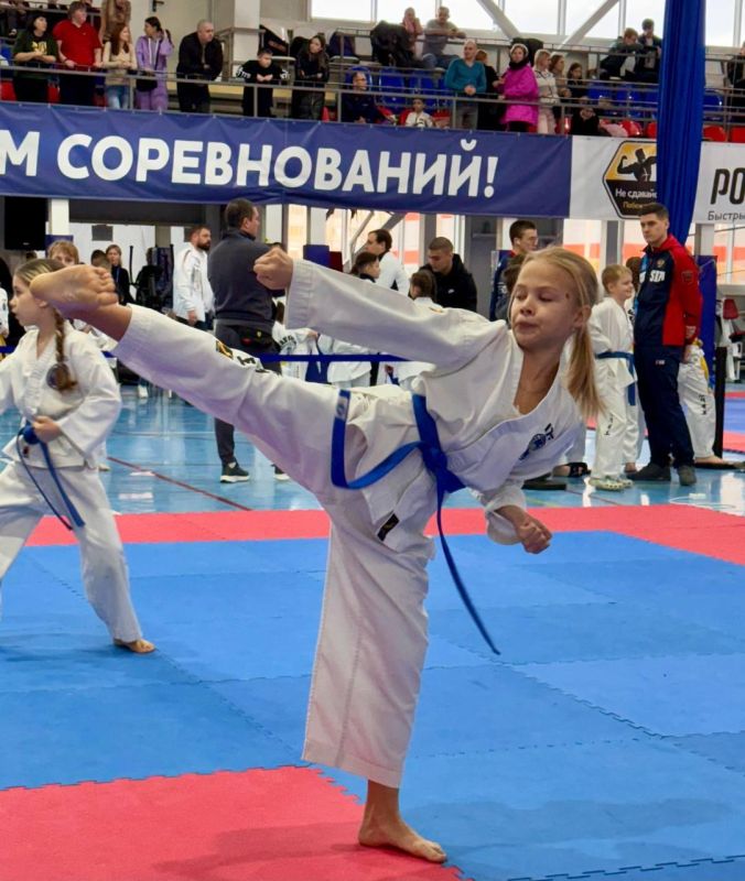 #знайнаших. Отличными результатами провожают уходящий год керченские тхэквондисты. Новые победы одержаны в городе-герое Волгограде, на традиционных межрегиональных соревнованиях «Кубок Лидера» #знайнаших. Отличными результатами провожают уходящий год керченские тхэквондисты. Новые победы одержаны в городе-герое Волгограде, на традиционных межрегиональных соревнованиях «Кубок Лидера»