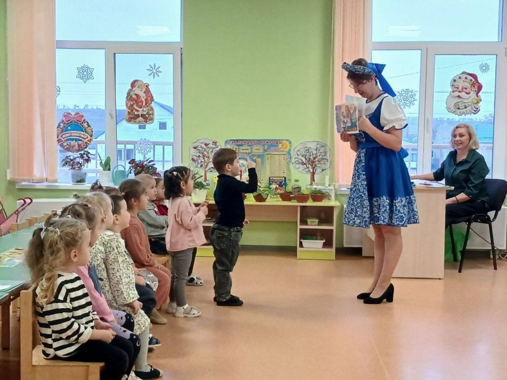 На базе МБДОУ д/с № 5 "Березка" г.Белогорск состоялся муниципальный этап Всероссийского профессионального конкурса "Воспитатель года России" в 2025 году, в котором приняло участие восемь педагогов из дошкольных... На базе МБДОУ д/с № 5 "Березка" г.Белогорск состоялся муниципальный этап Всероссийского профессионального конкурса "Воспитатель года России" в 2025 году, в котором приняло участие восемь педагогов из дошкольных...