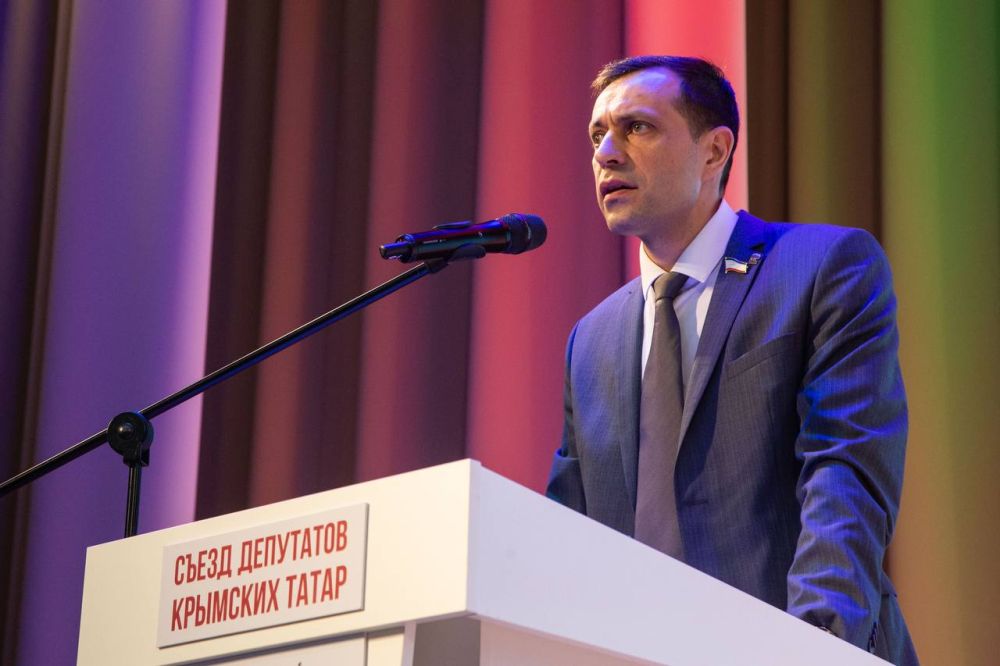 В Симферополе на площадке Крымского инженерно-педагогического университета имени Февзи Якубова состоялся съезд депутатов крымских татар, в котором приняли участие более 250 депутатов различных уровней В Симферополе на площадке Крымского инженерно-педагогического университета имени Февзи Якубова состоялся съезд депутатов крымских татар, в котором приняли участие более 250 депутатов различных уровней