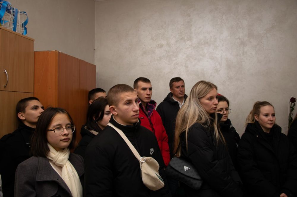 16 декабря в рамках Всероссийской программы сопровождения молодых государственных и муниципальных служащих «ГосСтарт» студенты Крымского многопрофильного колледжа посетили администрацию города Симферополя 16 декабря в рамках Всероссийской программы сопровождения молодых государственных и муниципальных служащих «ГосСтарт» студенты Крымского многопрофильного колледжа посетили администрацию города Симферополя