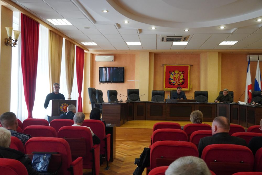 #АТК. Под руководством главы администрации Олега КАТОРГИНА прошло заседание антитеррористической комиссии Керчи. В заседании приняли участие заместитель главы администрации Эльдар МУЖДАБАЕВ, представители правоохранительных... #АТК. Под руководством главы администрации Олега КАТОРГИНА прошло заседание антитеррористической комиссии Керчи. В заседании приняли участие заместитель главы администрации Эльдар МУЖДАБАЕВ, представители правоохранительных...