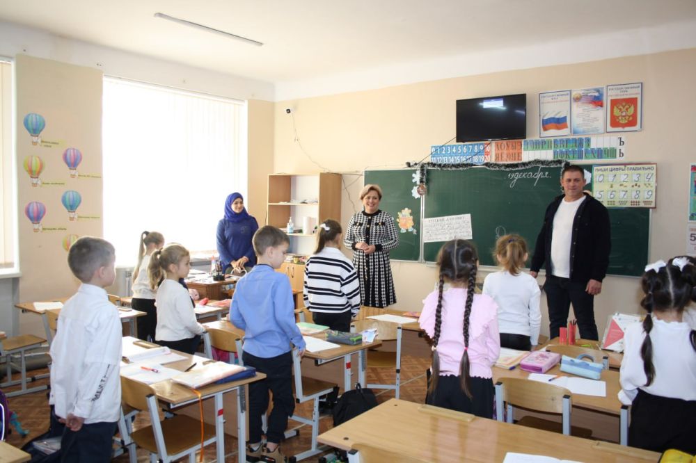 Ольга Урайкина: Сегодня в день Святого Николая совместно с главой Плодовского сельского поселения Иваном Шевченко посетили детский сад «Берёзка» в с.Брянское, детский сад МБДОУ "Плодовская СОШ им. Сабадашева Е.М." в с.... Ольга Урайкина: Сегодня в день Святого Николая совместно с главой Плодовского сельского поселения Иваном Шевченко посетили детский сад «Берёзка» в с.Брянское, детский сад МБДОУ "Плодовская СОШ им. Сабадашева Е.М." в с....
