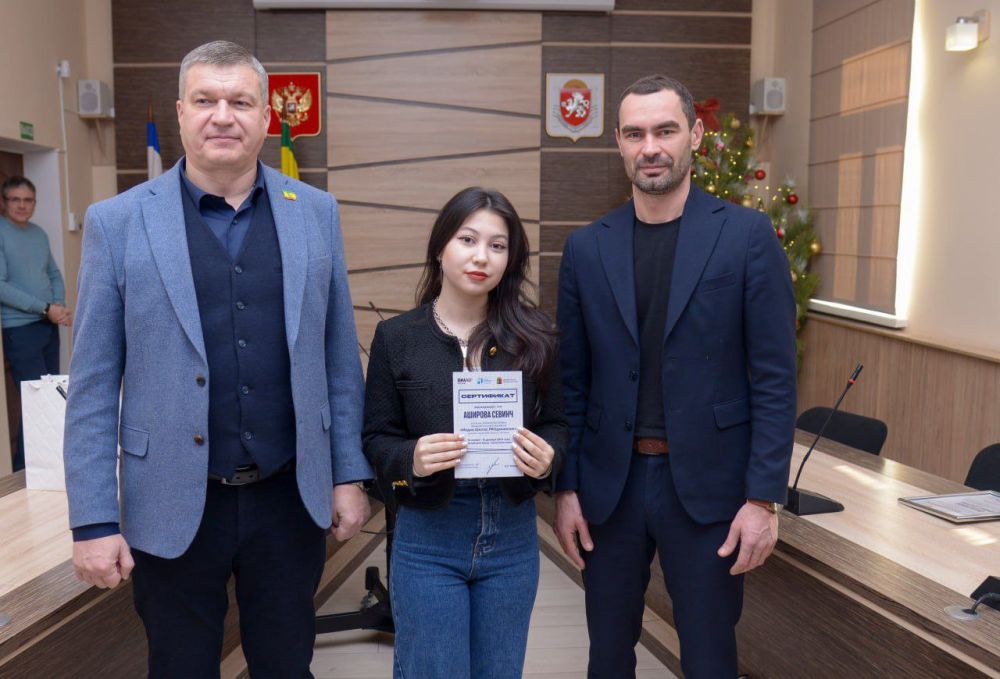 Александр Юрьев: Сегодня подвели итоги осенне-зимнего сезона проекта «Медиа.Школа», ставшего продолжением муниципального молодёжного форума «Медиа Старт» Александр Юрьев: Сегодня подвели итоги осенне-зимнего сезона проекта «Медиа.Школа», ставшего продолжением муниципального молодёжного форума «Медиа Старт»
