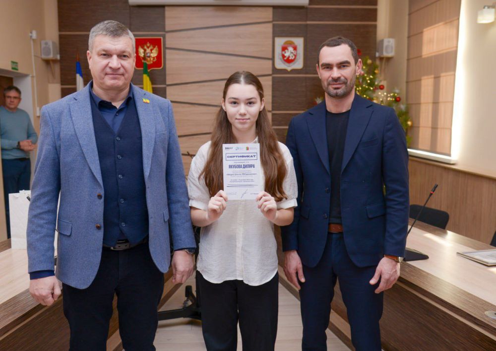 Александр Юрьев: Сегодня подвели итоги осенне-зимнего сезона проекта «Медиа.Школа», ставшего продолжением муниципального молодёжного форума «Медиа Старт» Александр Юрьев: Сегодня подвели итоги осенне-зимнего сезона проекта «Медиа.Школа», ставшего продолжением муниципального молодёжного форума «Медиа Старт»