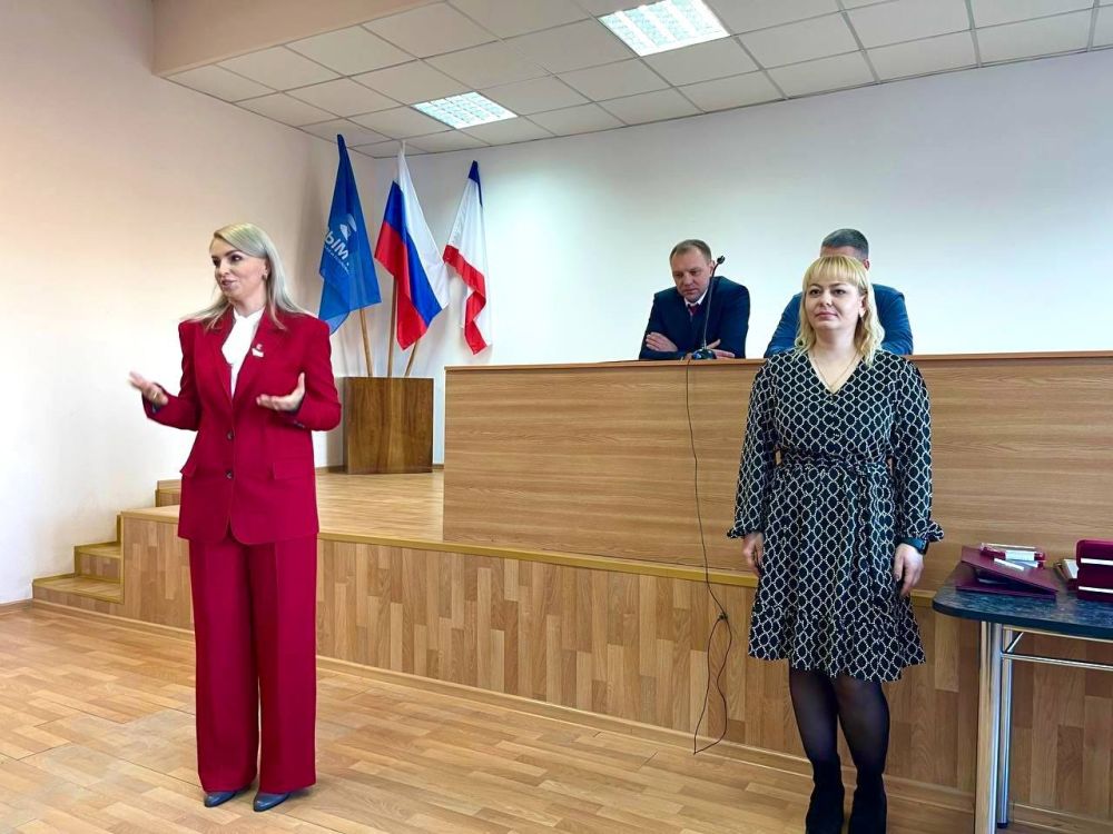 Анастасия Гридчина: На Симферопольском АО «КрымТец», прошло торжественное мероприятие, посвященное профессиональному празднику — Дню энергетика Анастасия Гридчина: На Симферопольском АО «КрымТец», прошло торжественное мероприятие, посвященное профессиональному празднику — Дню энергетика