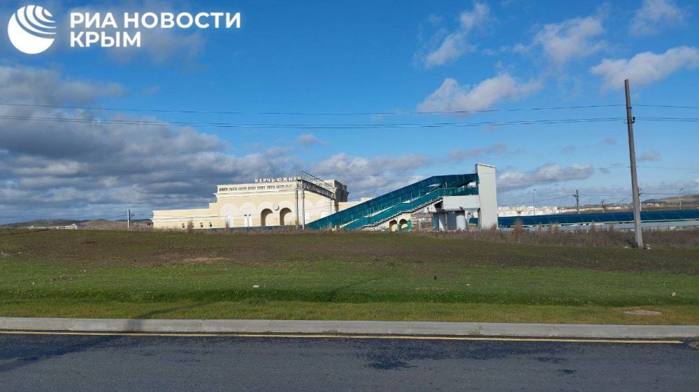 Строительство подъездной дороги к ж/д станции Керчь-Южная закончили раньше срока Строительство подъездной дороги к ж/д станции Керчь-Южная закончили раньше срока