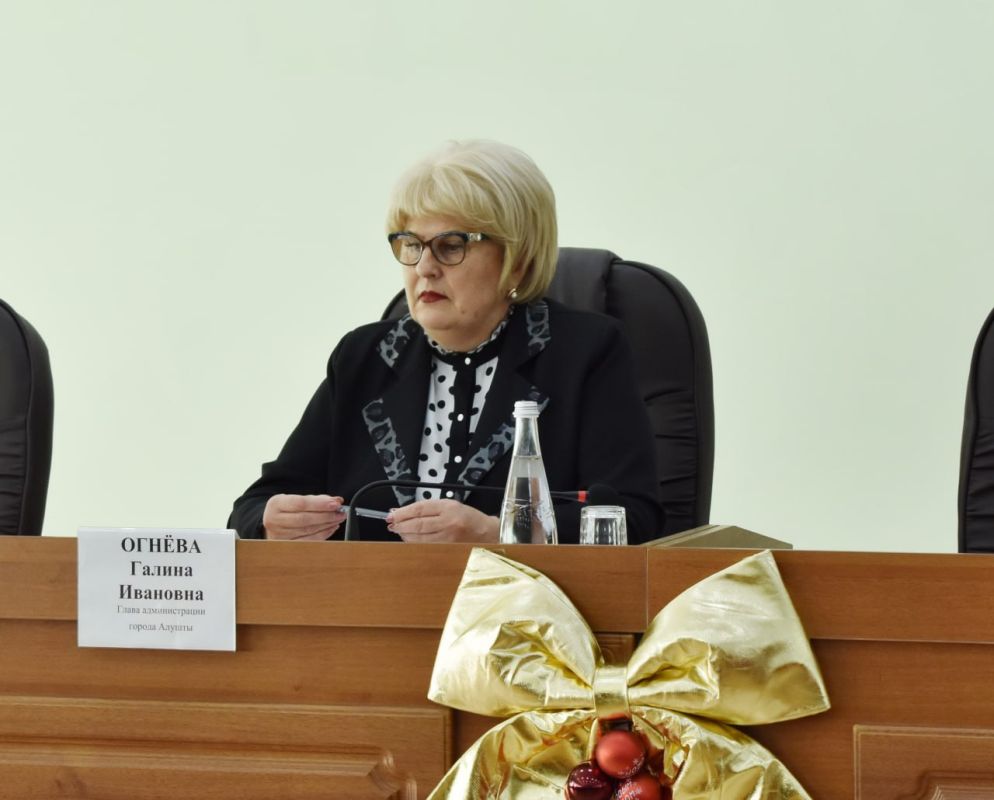 Галина Огнёва: Приняла участие в заседании сессии Алуштинского городского совета Галина Огнёва: Приняла участие в заседании сессии Алуштинского городского совета