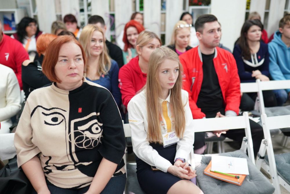 Алексей Зинченко: Сила V Правде!. Завершили рабочую неделю значимым в современных реалиях образовательным форумом по вопросам распространения информационных угроз «Сила V Правде» Алексей Зинченко: Сила V Правде!. Завершили рабочую неделю значимым в современных реалиях образовательным форумом по вопросам распространения информационных угроз «Сила V Правде»