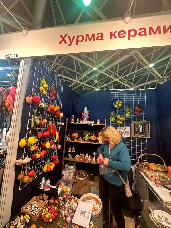 Мария Захарова: В Москве проходит выставка-ярмарка традиционных промыслов России Мария Захарова: В Москве проходит выставка-ярмарка традиционных промыслов России
