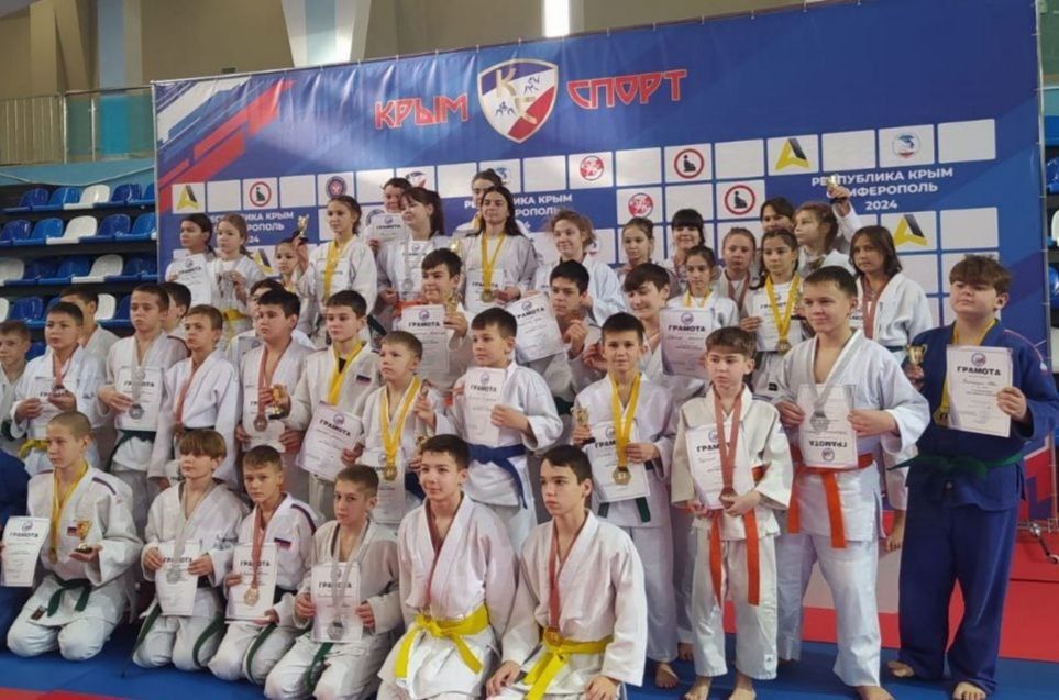 #знайнаших. 16-17 декабря на базе центра единоборств Крым-спорт в Симферополе состоялся "Кубок Федерации" по дзюдо среди юношей и девушек до 21 года и до 18 лет #знайнаших. 16-17 декабря на базе центра единоборств Крым-спорт в Симферополе состоялся "Кубок Федерации" по дзюдо среди юношей и девушек до 21 года и до 18 лет