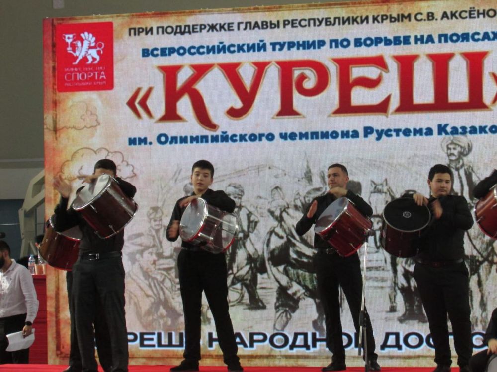В Симферополе состоялся всероссийский спортивный форум «Куреш – достояние России» имени Олимпийского чемпионата Рустема Казакова при поддержке Главы Республики Крым Сергея Валерьевича Аксёнова В Симферополе состоялся всероссийский спортивный форум «Куреш – достояние России» имени Олимпийского чемпионата Рустема Казакова при поддержке Главы Республики Крым Сергея Валерьевича Аксёнова