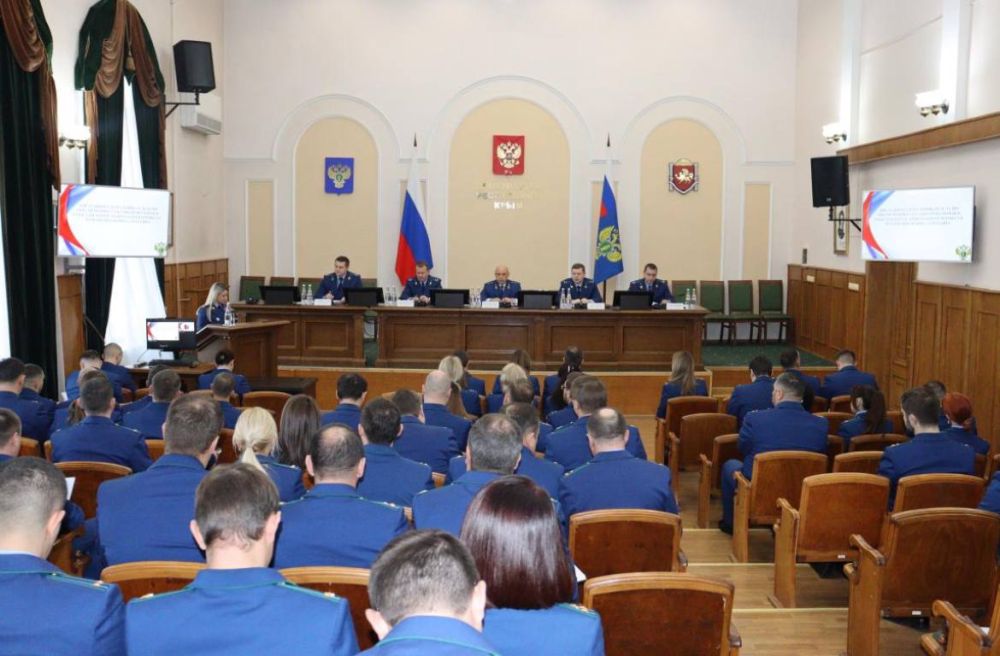 В прокуратуре Крыма обсудили вопросы реализации полномочий по защите прав граждан и государства в суде В прокуратуре Крыма обсудили вопросы реализации полномочий по защите прав граждан и государства в суде