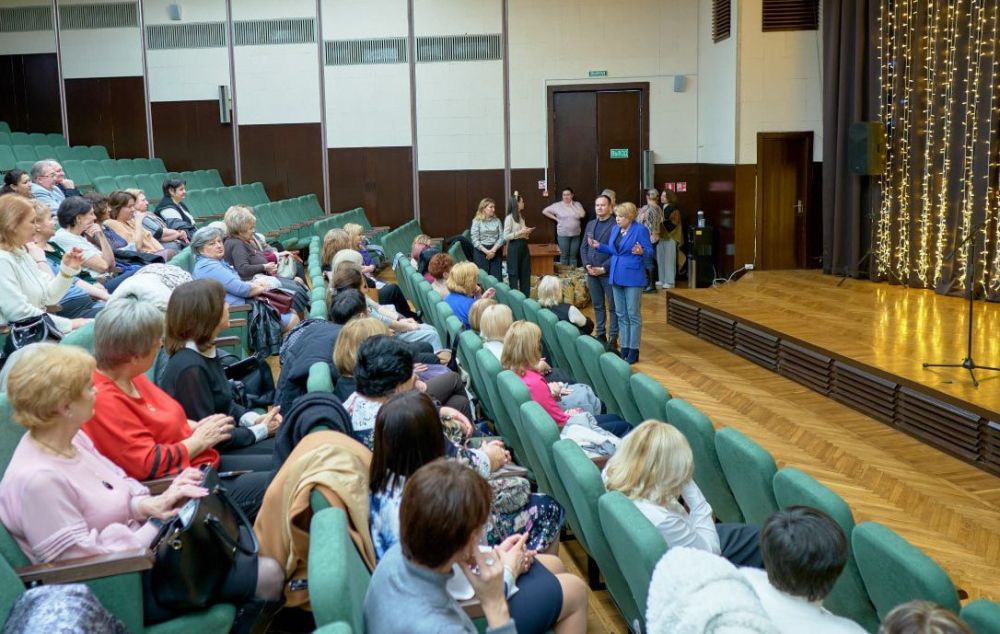 Янина Павленко: Продолжаем марафон праздничных поздравлений Янина Павленко: Продолжаем марафон праздничных поздравлений