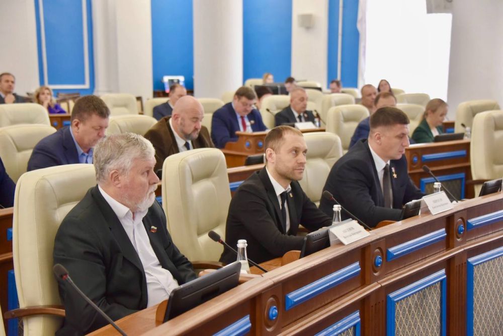 Владимир Немцев: В рамках контрольной деятельности депутаты заслушали информацию о проведении единой государственной политики, направленной на реализацию основных задач Департамента архитектуры и градостроительства города... Владимир Немцев: В рамках контрольной деятельности депутаты заслушали информацию о проведении единой государственной политики, направленной на реализацию основных задач Департамента архитектуры и градостроительства города...
