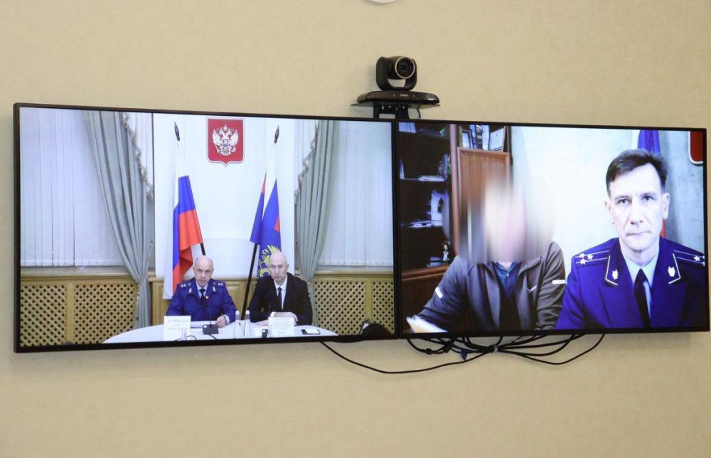 Прокурор Крыма Олег Камшилов совместно с руководителем филиала Государственного Фонда «Защитники Отечества» по Республики Крым провел личный прием граждан Прокурор Крыма Олег Камшилов совместно с руководителем филиала Государственного Фонда «Защитники Отечества» по Республики Крым провел личный прием граждан