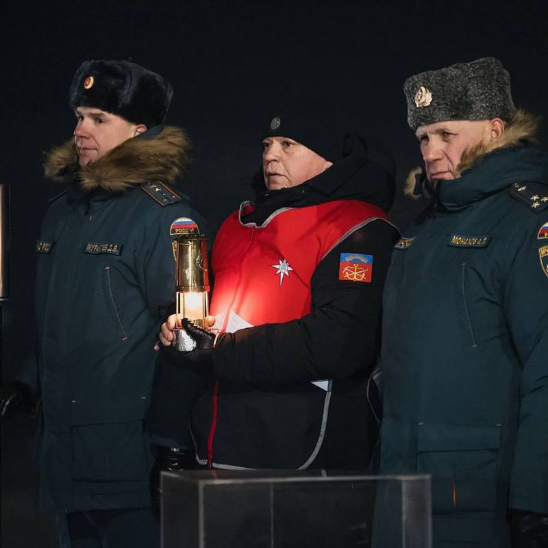 МЧС России пронесет Вечный огонь через всю Арктику МЧС России пронесет Вечный огонь через всю Арктику