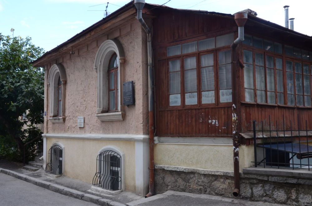 В этот день, 162 года назад, родился русский поэт Семён Яковлевич Надсон (1862-1887) В этот день, 162 года назад, родился русский поэт Семён Яковлевич Надсон (1862-1887)