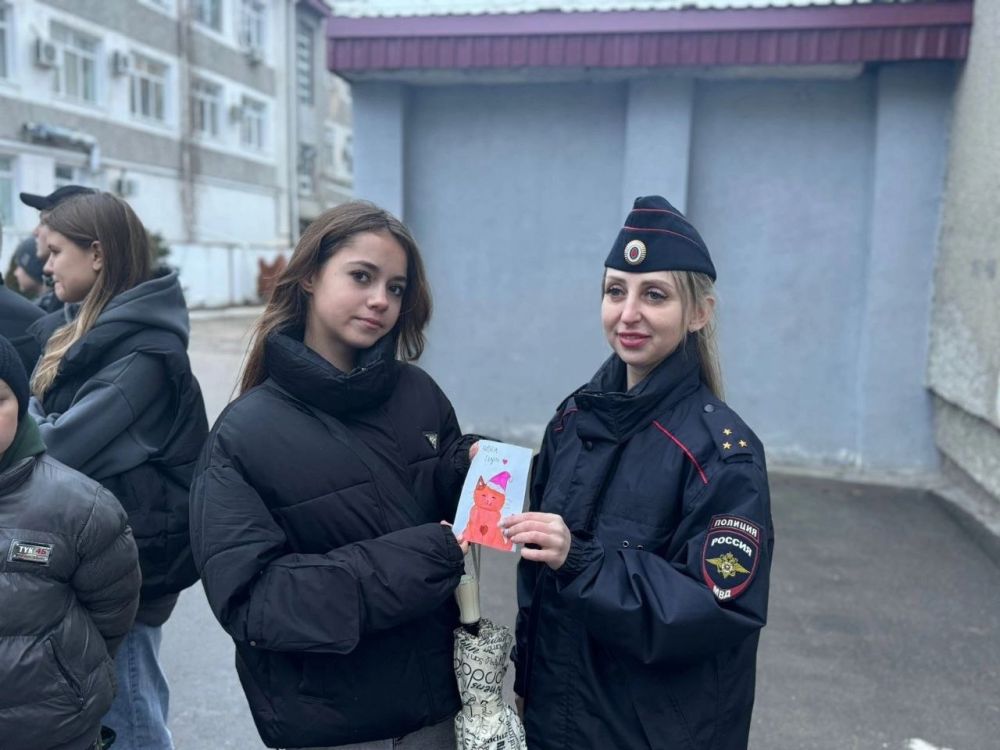 Всероссийская акция «Российский детский Дед Мороз» Всероссийская акция «Российский детский Дед Мороз»