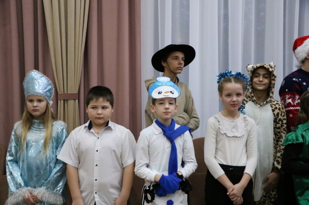 Ольга Урайкина: В канун новогодних праздников в МБОУ «Научненская средняя общеобразовательная школа им. Гагарина Ю.А.» состоялось торжественное открытие нового актового зала Ольга Урайкина: В канун новогодних праздников в МБОУ «Научненская средняя общеобразовательная школа им. Гагарина Ю.А.» состоялось торжественное открытие нового актового зала