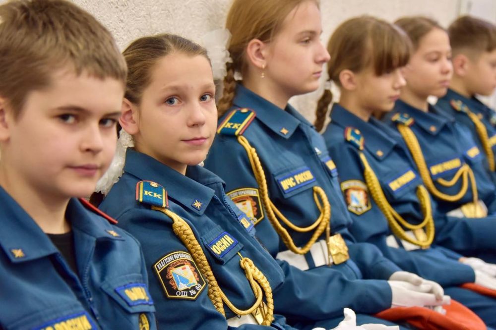 Владимир Немцев: Сегодня отмечается День спасателя Российской Федерации Владимир Немцев: Сегодня отмечается День спасателя Российской Федерации