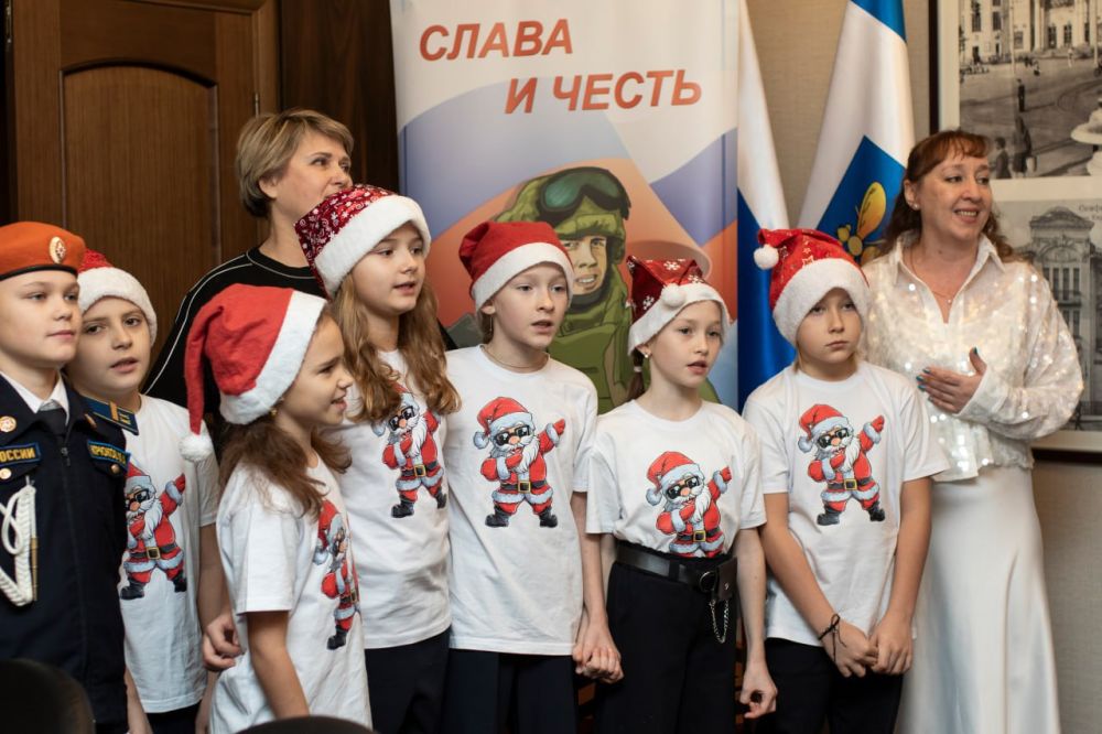 Михаил Афанасьев: Сегодня в Администрации города были юные гости — ученики Академической гимназии Симферополя Михаил Афанасьев: Сегодня в Администрации города были юные гости — ученики Академической гимназии Симферополя