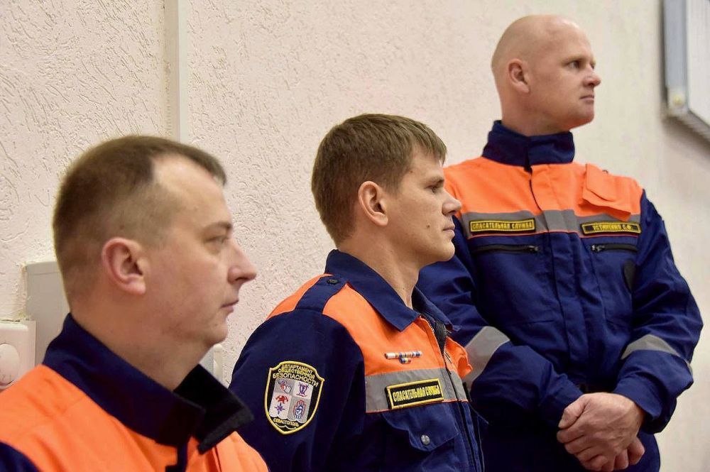 Владимир Немцев: Сегодня отмечается День спасателя Российской Федерации Владимир Немцев: Сегодня отмечается День спасателя Российской Федерации