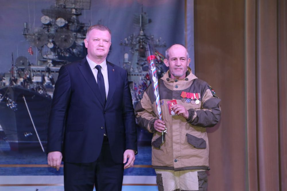 Сегодня в городе прошли мероприятия, посвященные 83-й годовщине Керченско-Феодосийской десантной операции Сегодня в городе прошли мероприятия, посвященные 83-й годовщине Керченско-Феодосийской десантной операции