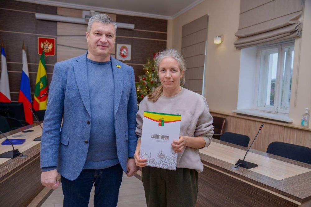 Александр Юрьев: Сегодня состоялось последнее в этом году вручение ключей от квартир и постановлений на выдачу земельных участков Александр Юрьев: Сегодня состоялось последнее в этом году вручение ключей от квартир и постановлений на выдачу земельных участков