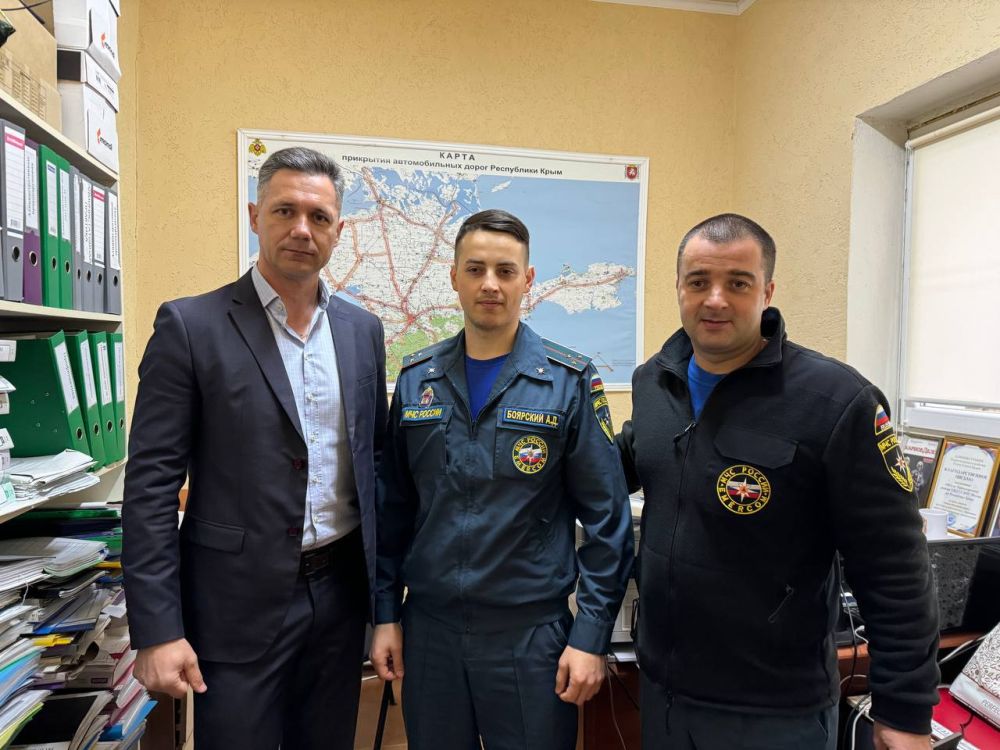Александр Дудинов: Поздравил спасателей. с профессиональным праздником Александр Дудинов: Поздравил спасателей. с профессиональным праздником
