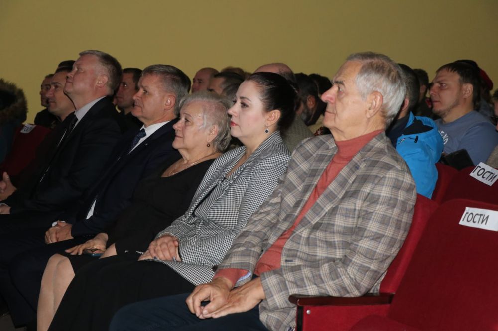 Сегодня в городе прошли мероприятия, посвященные 83-й годовщине Керченско-Феодосийской десантной операции Сегодня в городе прошли мероприятия, посвященные 83-й годовщине Керченско-Феодосийской десантной операции