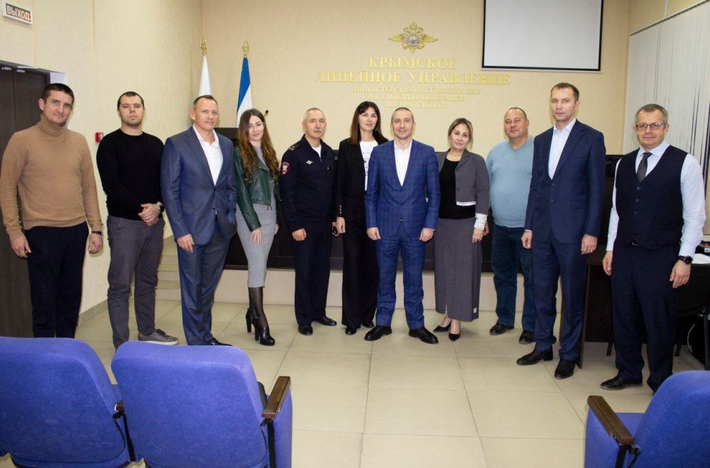 В Крымском ЛУ МВД России на транспорте состоялось итоговое заседание Общественного совета в 2024 году В Крымском ЛУ МВД России на транспорте состоялось итоговое заседание Общественного совета в 2024 году
