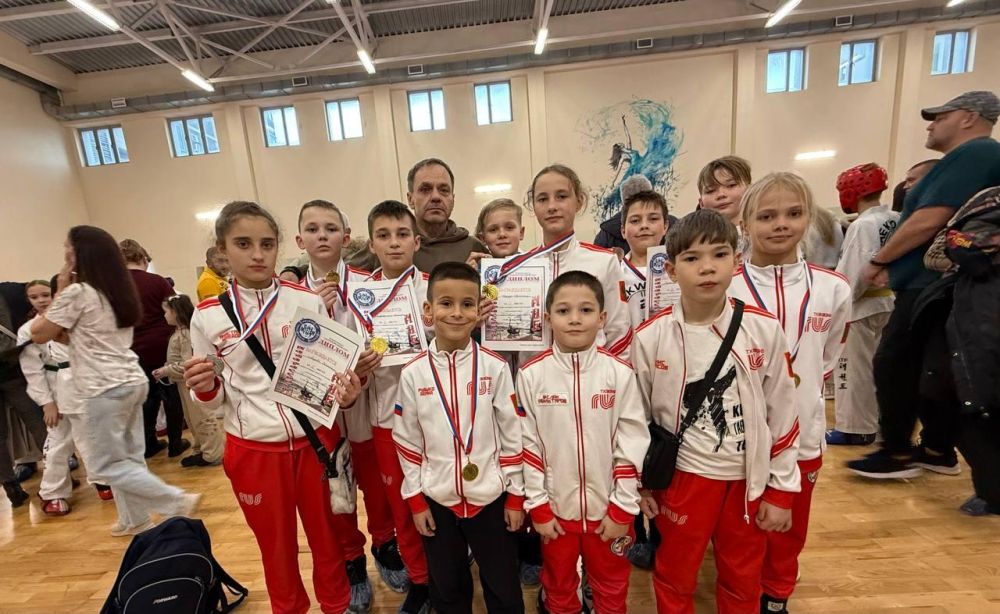 #знайнаших. Юные спортсмены «Керченского Союза Тхэквондо» проводили уходящий год в городе-герое Новороссийске, приняв участие в турнире «Новогодние каникулы» #знайнаших. Юные спортсмены «Керченского Союза Тхэквондо» проводили уходящий год в городе-герое Новороссийске, приняв участие в турнире «Новогодние каникулы»