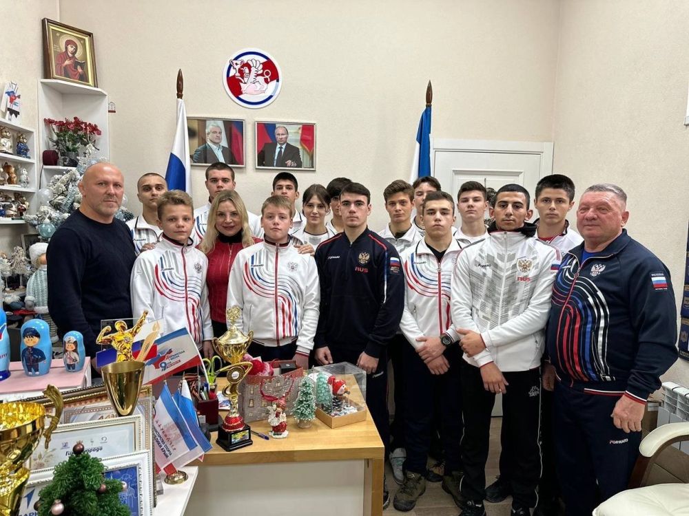 Ольга Торубарова: Провела встречу с воспитанниками Спортивной Школы N 7 Республики Крым Ольга Торубарова: Провела встречу с воспитанниками Спортивной Школы N 7 Республики Крым