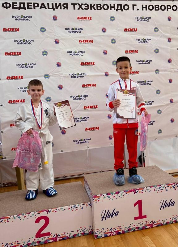 #знайнаших. Юные спортсмены «Керченского Союза Тхэквондо» проводили уходящий год в городе-герое Новороссийске, приняв участие в турнире «Новогодние каникулы» #знайнаших. Юные спортсмены «Керченского Союза Тхэквондо» проводили уходящий год в городе-герое Новороссийске, приняв участие в турнире «Новогодние каникулы»