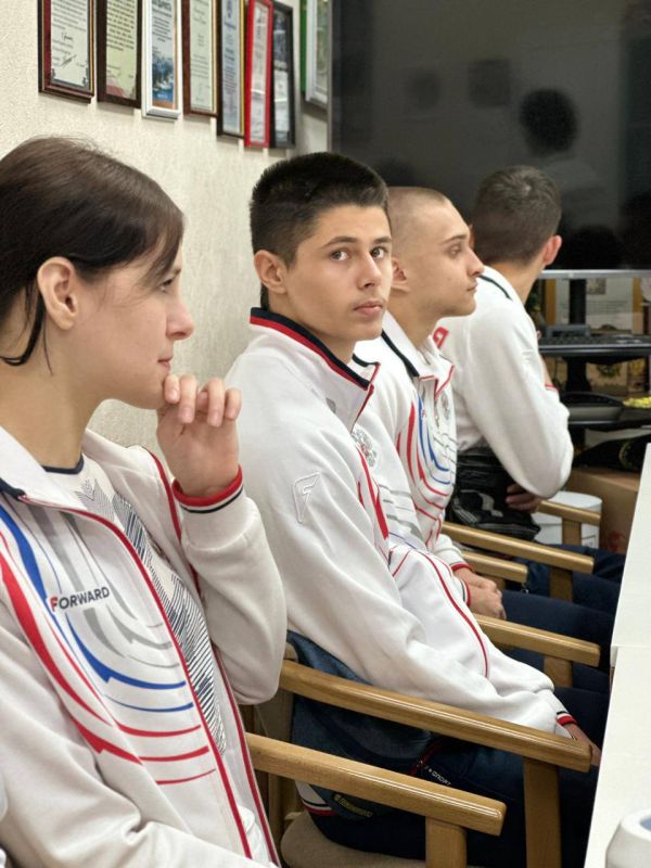 Ольга Торубарова: Провела встречу с воспитанниками Спортивной Школы N 7 Республики Крым Ольга Торубарова: Провела встречу с воспитанниками Спортивной Школы N 7 Республики Крым