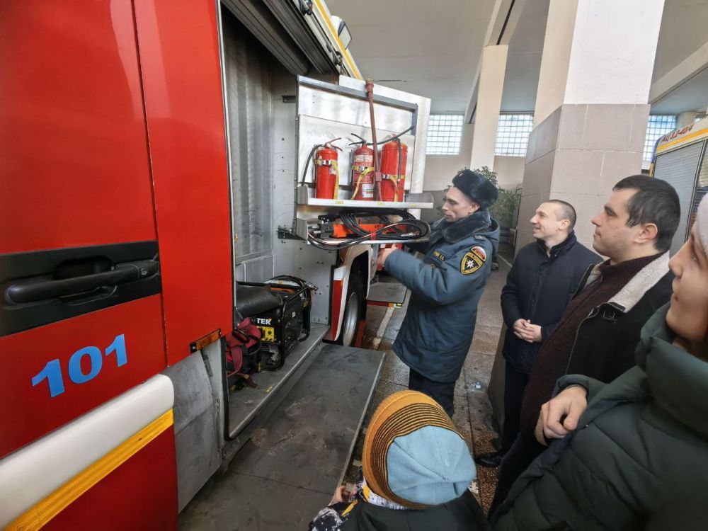 В канун Нового Года, традиционно принял участие во всероссийской акции «Елка желаний» В канун Нового Года, традиционно принял участие во всероссийской акции «Елка желаний»