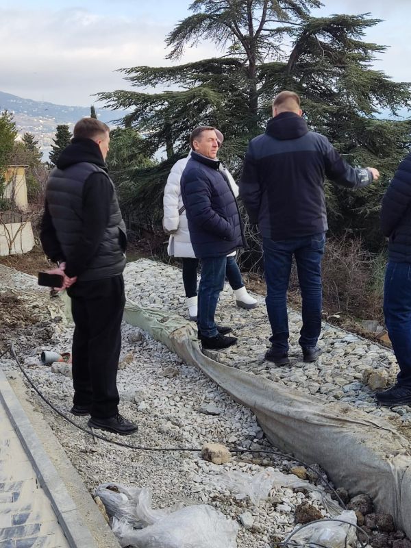 Юрий Гоцанюк: В преддверии Нового года осмотрел ход благоустройства общественных территорий в городском округе Ялта Юрий Гоцанюк: В преддверии Нового года осмотрел ход благоустройства общественных территорий в городском округе Ялта