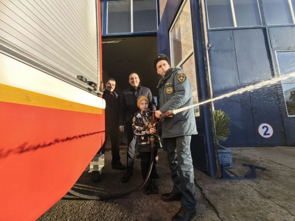 В канун Нового Года, традиционно принял участие во всероссийской акции «Елка желаний» В канун Нового Года, традиционно принял участие во всероссийской акции «Елка желаний»