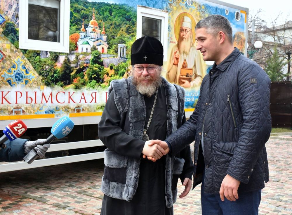 По благословению митрополита Симферопольского и Крымского Тихона Симферопольская и Крымская Епархия передала в крымские больницы крупную партию современного медицинского оборудования По благословению митрополита Симферопольского и Крымского Тихона Симферопольская и Крымская Епархия передала в крымские больницы крупную партию современного медицинского оборудования