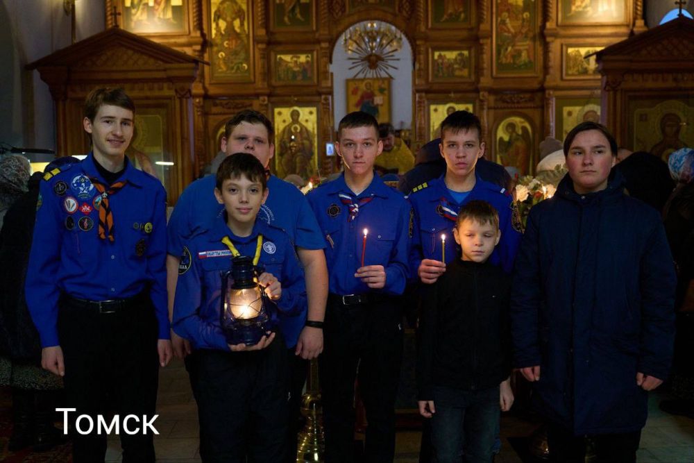 Стартовала Рождественская, международная акция "Вифлеемский огонь: Свет мира и дружбы" Стартовала Рождественская, международная акция "Вифлеемский огонь: Свет мира и дружбы"