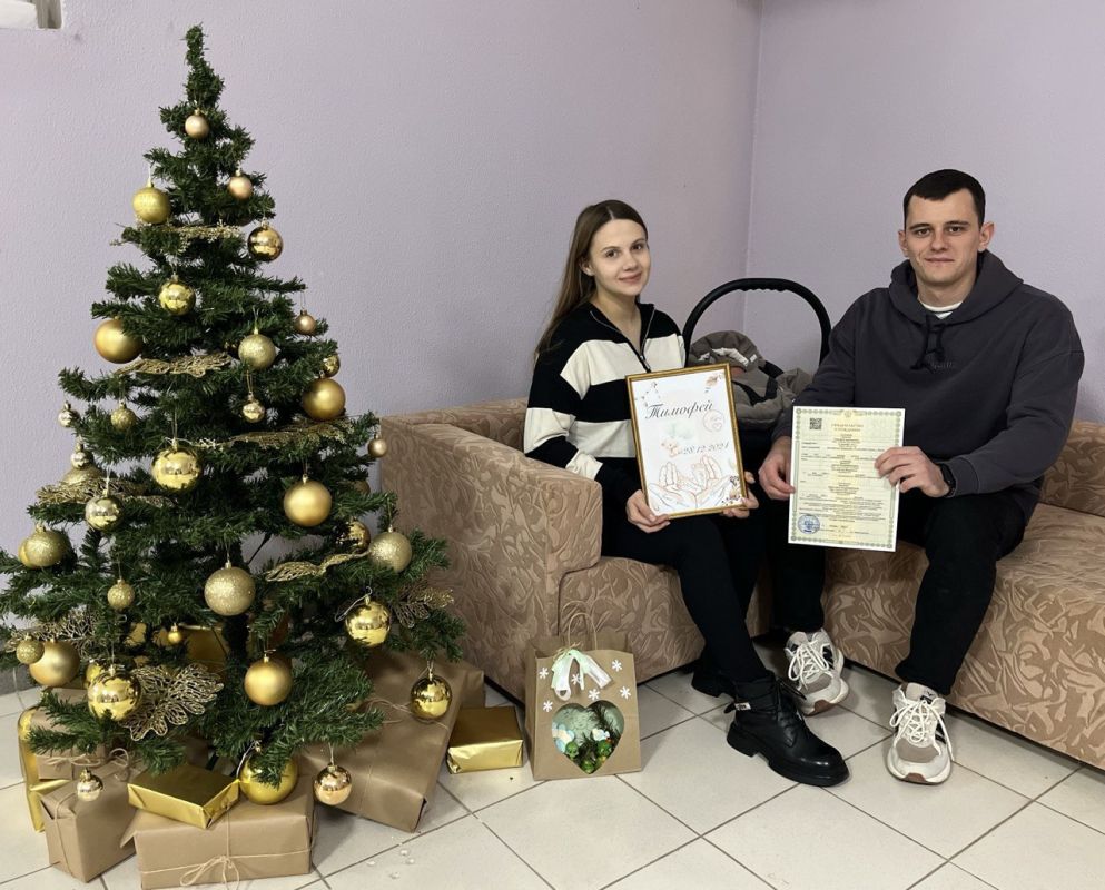 Сегодня Керченским городским отделом ЗАГС также была проведена первая государственная регистрация рождения Сегодня Керченским городским отделом ЗАГС также была проведена первая государственная регистрация рождения