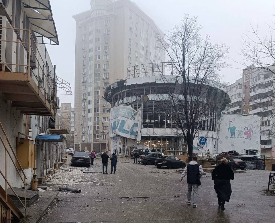 Олег Царёв: Российская ПВО уничтожила/перехватила 40 украинских БПЛА над 7 регионами страны: 16 – над Ростовской обл, по 4 – над Курской и Воронежской, три – над Брянской обл, 2 – над Краснодарским крем, 1 – над Белгородской... Олег Царёв: Российская ПВО уничтожила/перехватила 40 украинских БПЛА над 7 регионами страны: 16 – над Ростовской обл, по 4 – над Курской и Воронежской, три – над Брянской обл, 2 – над Краснодарским крем, 1 – над Белгородской...